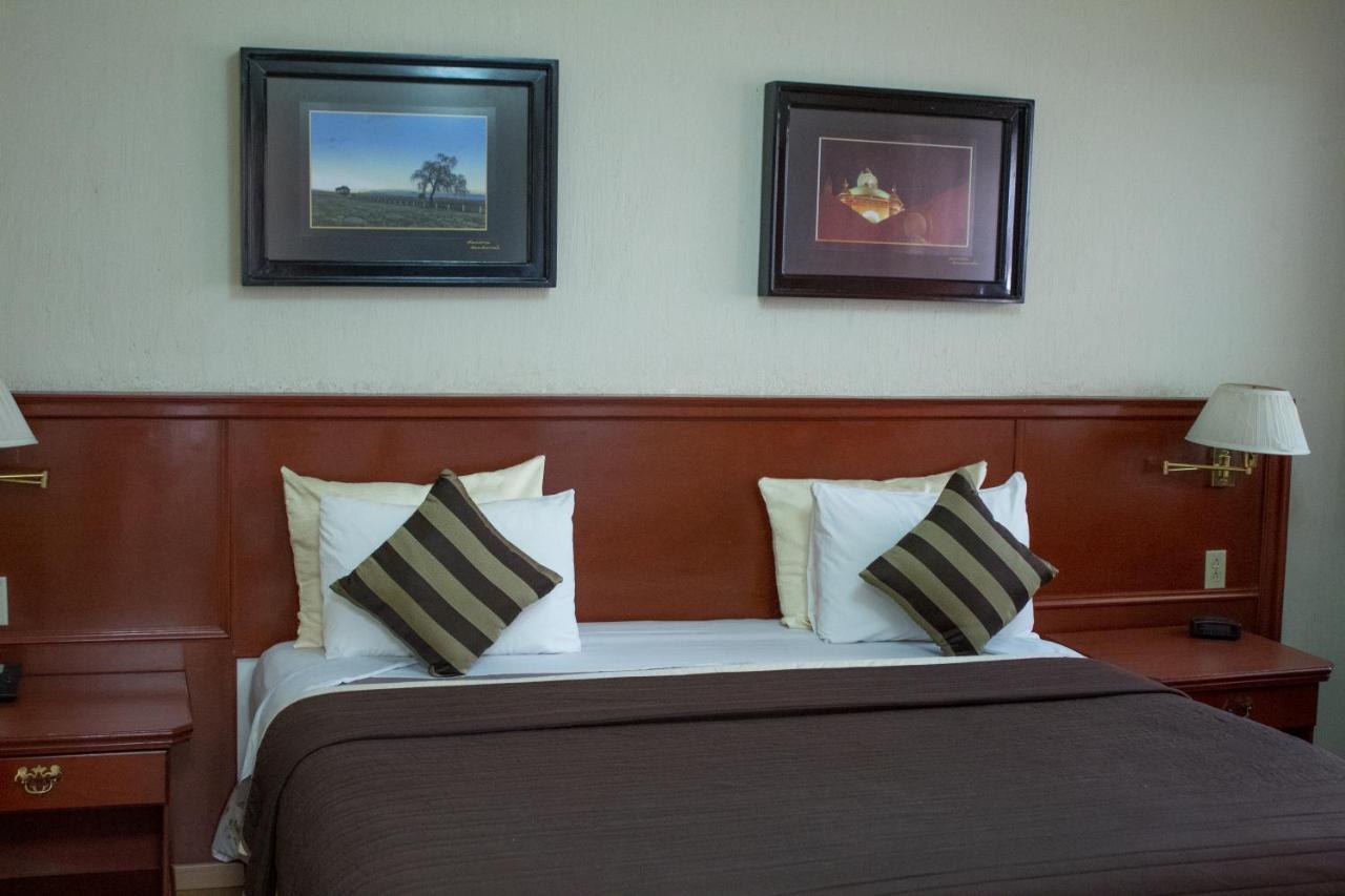 Mansion Mijashe Wellness & Travel House Hotel Морелия Екстериор снимка