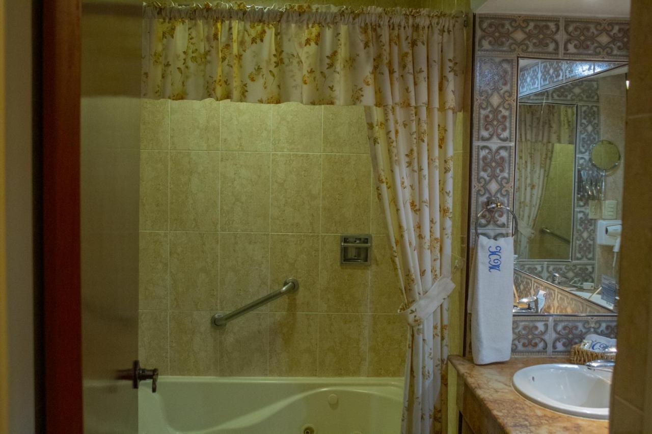 Mansion Mijashe Wellness & Travel House Hotel Морелия Екстериор снимка